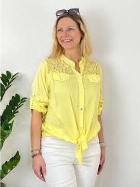 Gala linen Lightweight Yellow Lace-Yoke Button-Down Shirt